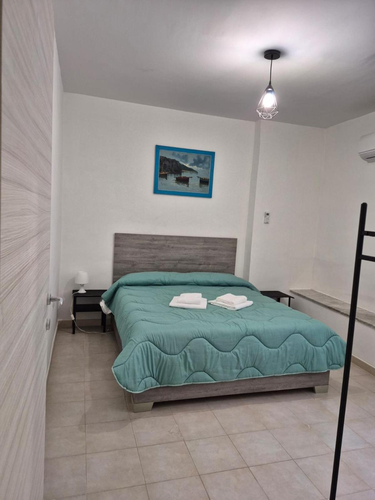 Apartamento A Casa Di Ilaria Nápoles Exterior foto